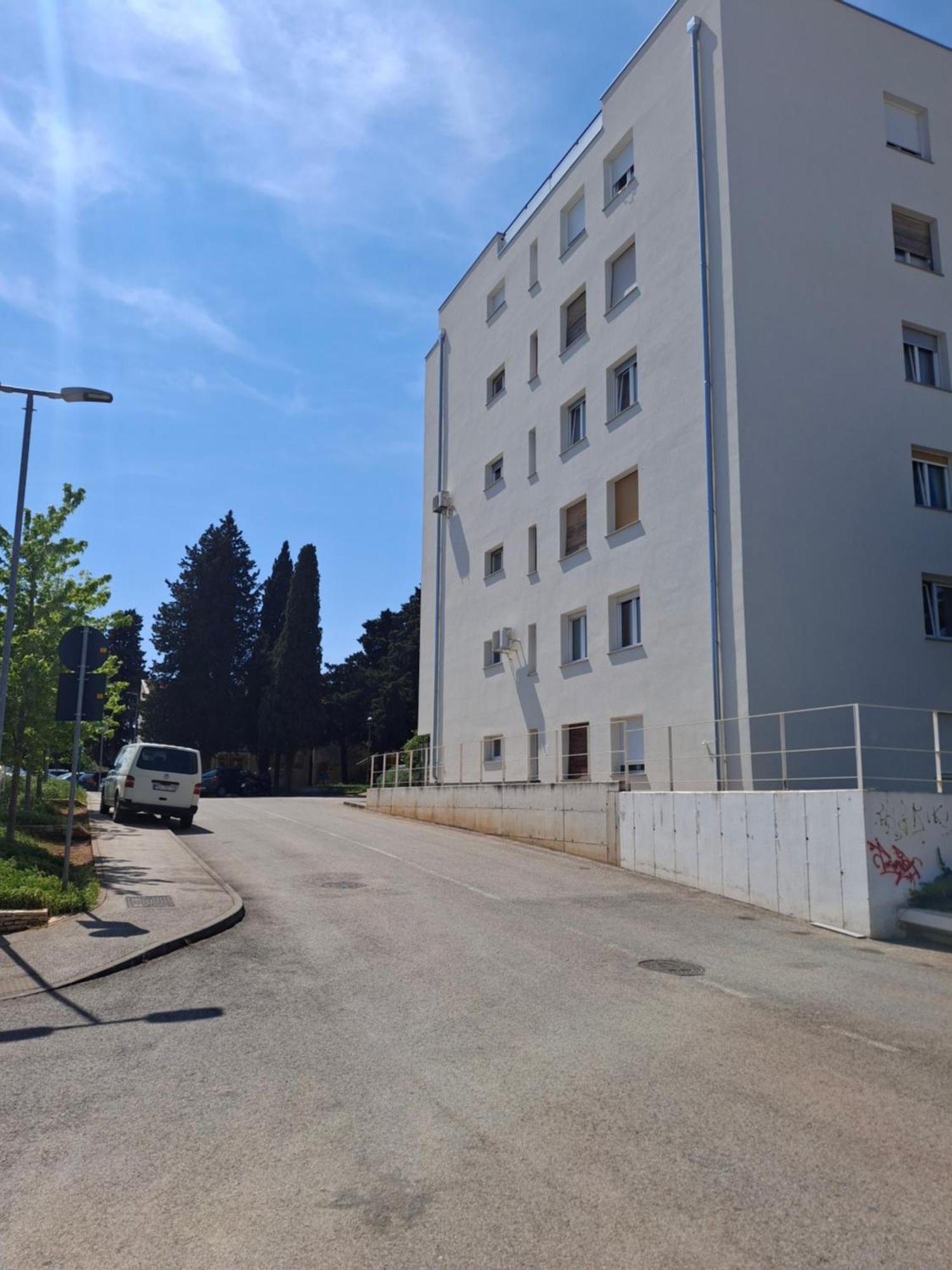 Apartman Val Pula Exterior foto