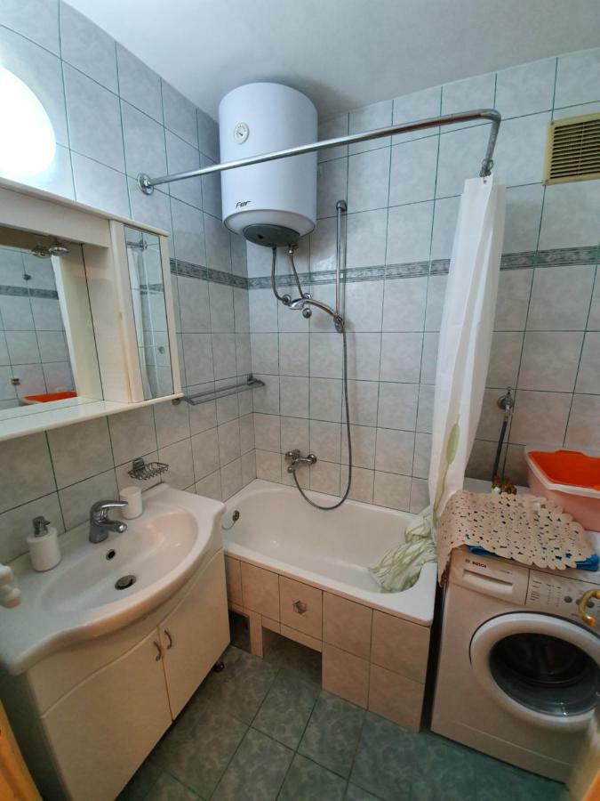Apartman Val Pula Exterior foto